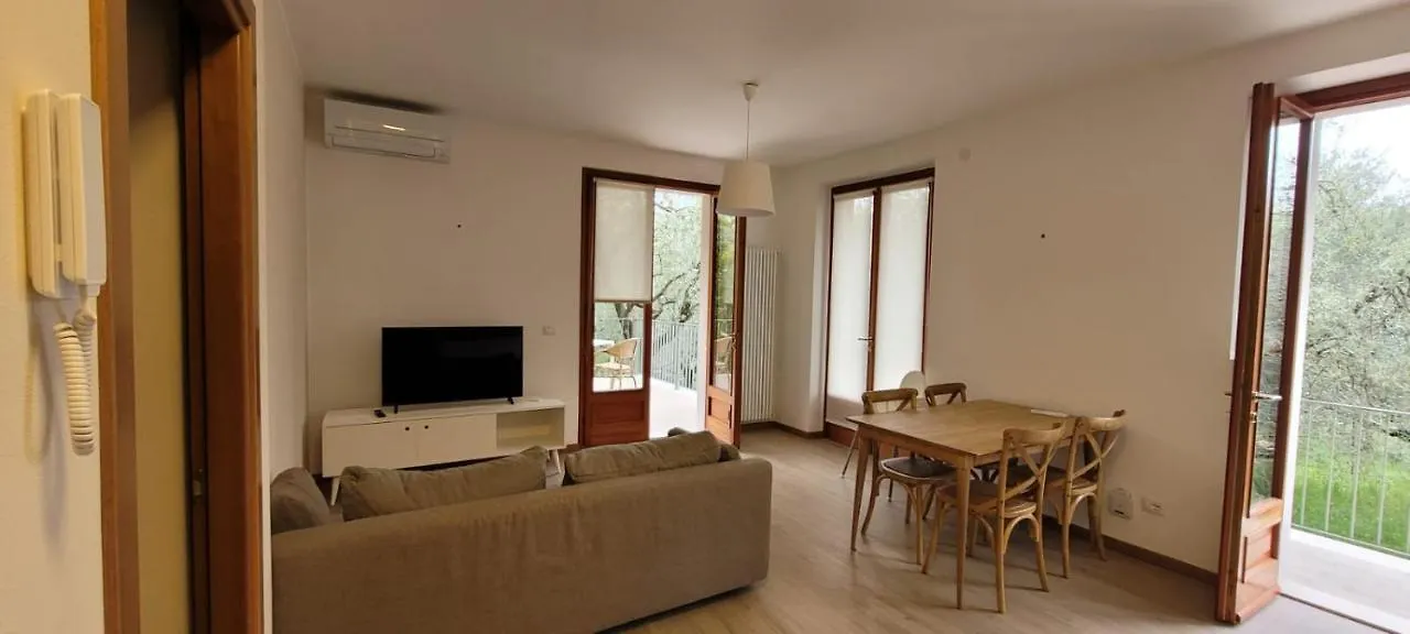 Ca' De L'Achille Apartment Torri Del Benaco