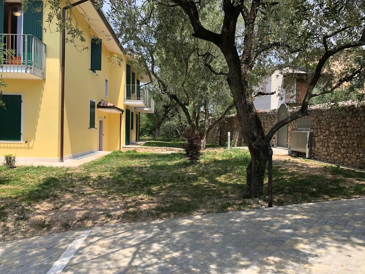Ca' De L'Achille Apartment Torri Del Benaco